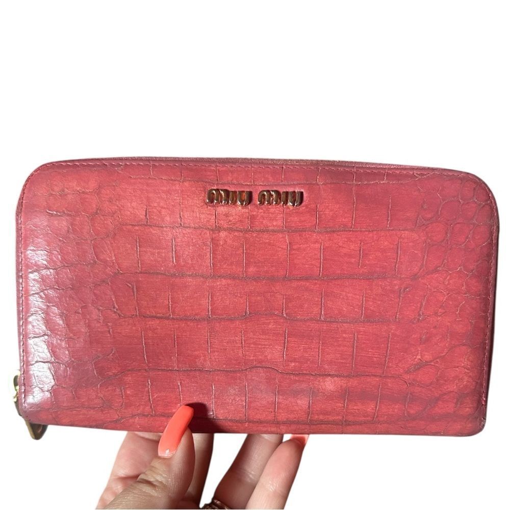 Miu Miu Pink Croc-Embossed Wallet - image 1
